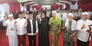 Ipuk-Mujiono Kunjungi Blokagung, Ini Pernyataan Kyai Hisyam Syafaat