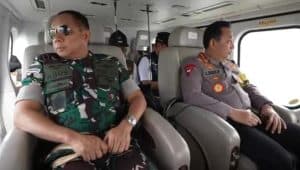 Kapolri dan Panglima TNI Beserta Menteri Pantau Lalin Mudik Via Udara