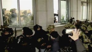 Darurat Militer Yoon Picu Krisis Politik dan Erosi Demokrasi Di Korea