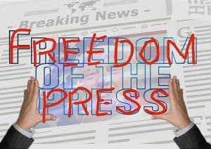 Peran dan Tantangan Pers Nasional Mengawal Demokrasi di Era Digital