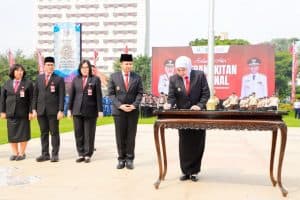 14 RSUD Jatim Teken Pakta Integritas Transparansi Pengadaan Barang