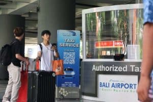 Lumpuh! 34 Penerbangan Batal Ke Bali Akibat Erupsi Gunung Lewotobi